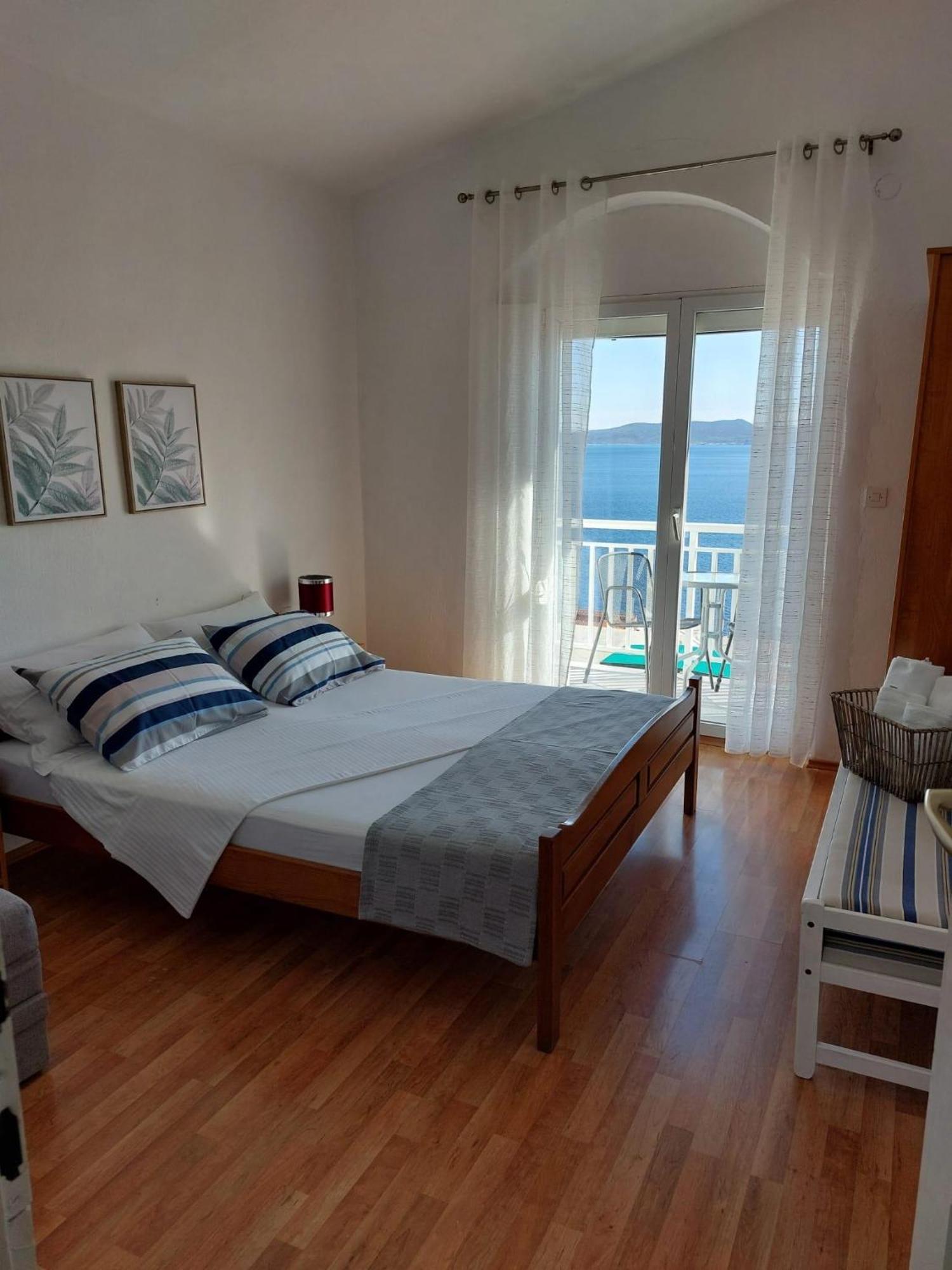 Apartments With A Parking Space Pisak, Omis - 1009 Экстерьер фото